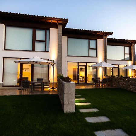 Bufones De Pria Apartamentos Rurales Garaña Dış mekan fotoğraf
