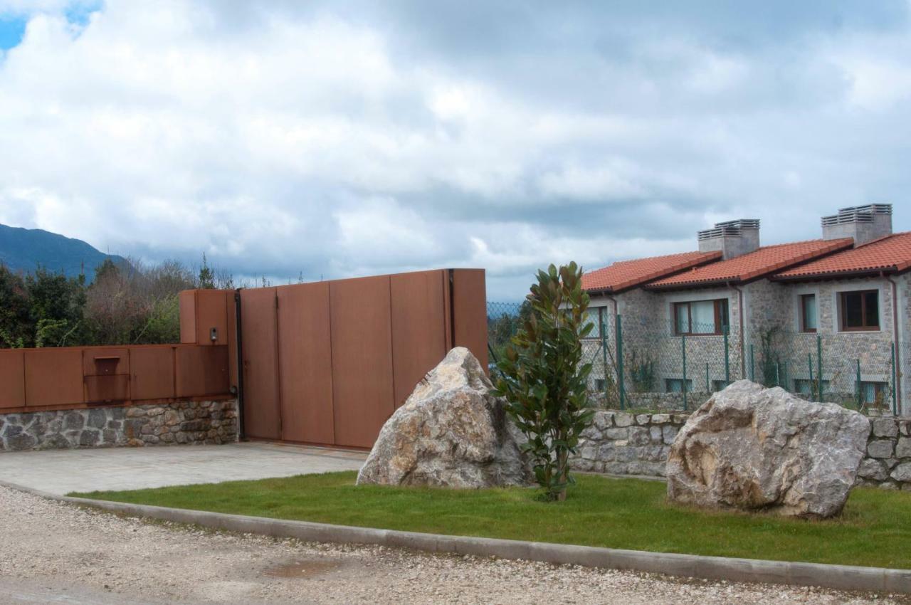 Bufones De Pria Apartamentos Rurales Garaña Dış mekan fotoğraf